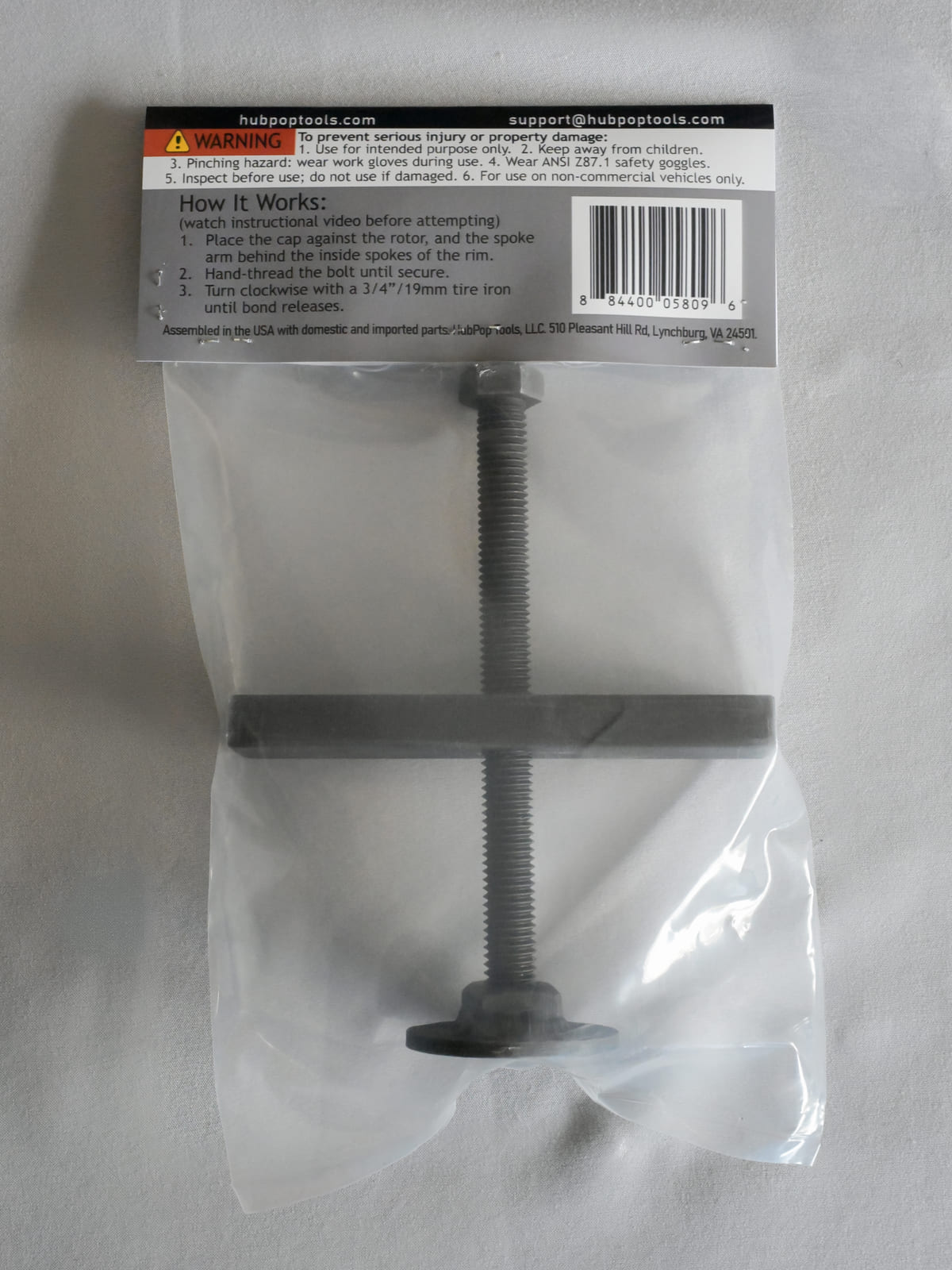 Back of the HubPop packaging, with safety warnings and the how-it-works steps